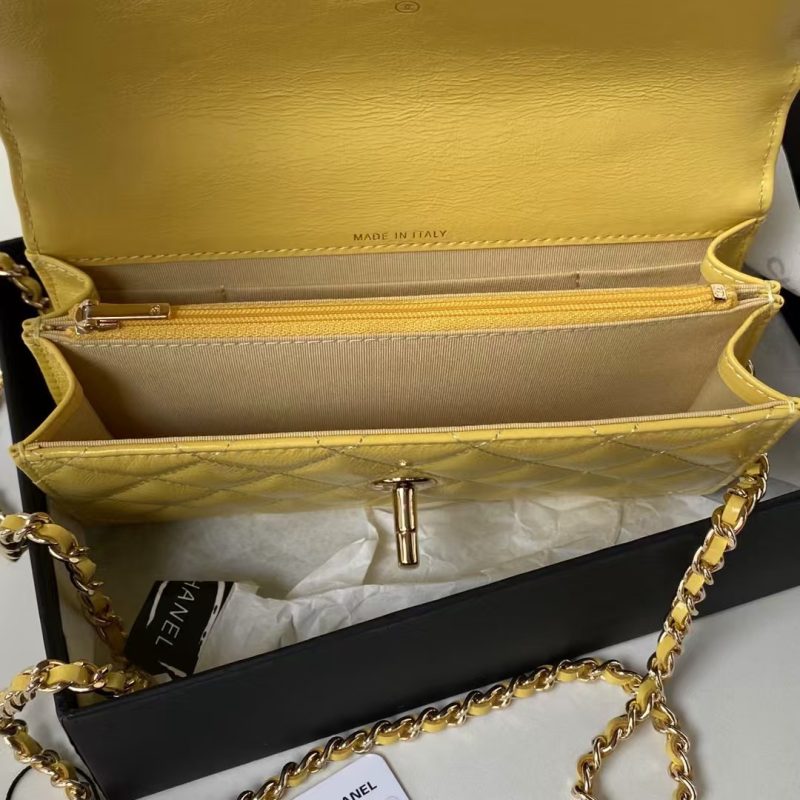 Chanel 24P AP3803 Shiny Crinkled Lambskin Chain Clutch Pearl Handle Yellow - Image 8