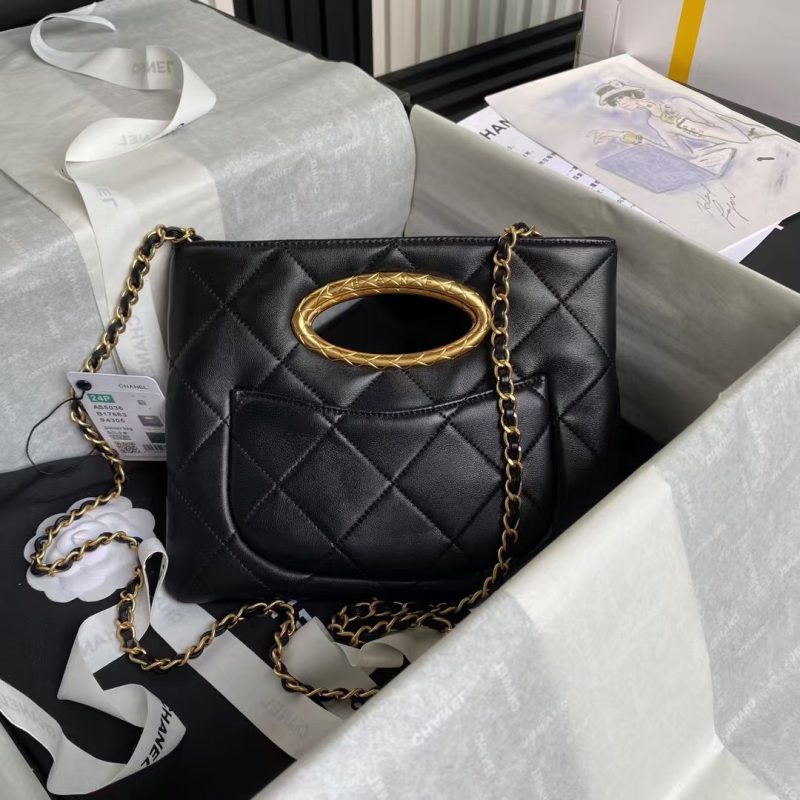 Chanel 24B AS5038 Lambskin Clutch Black - Image 2