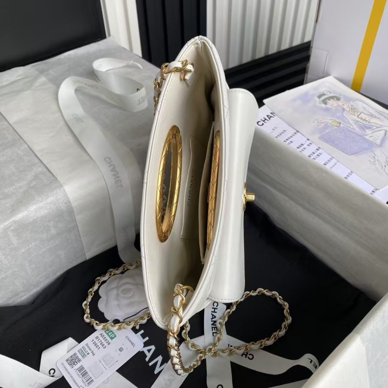 Chanel 24B AS5038 Lambskin Clutch White - Image 4