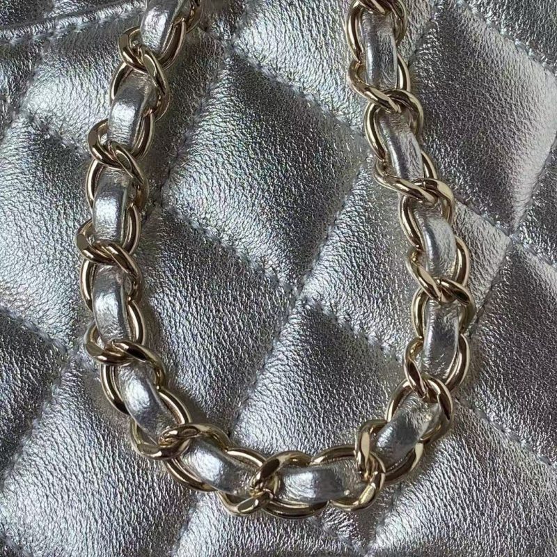 Chanel 24C AS4579 Star Bag Metallic Silver Lambskin Gold Hardware - Image 6