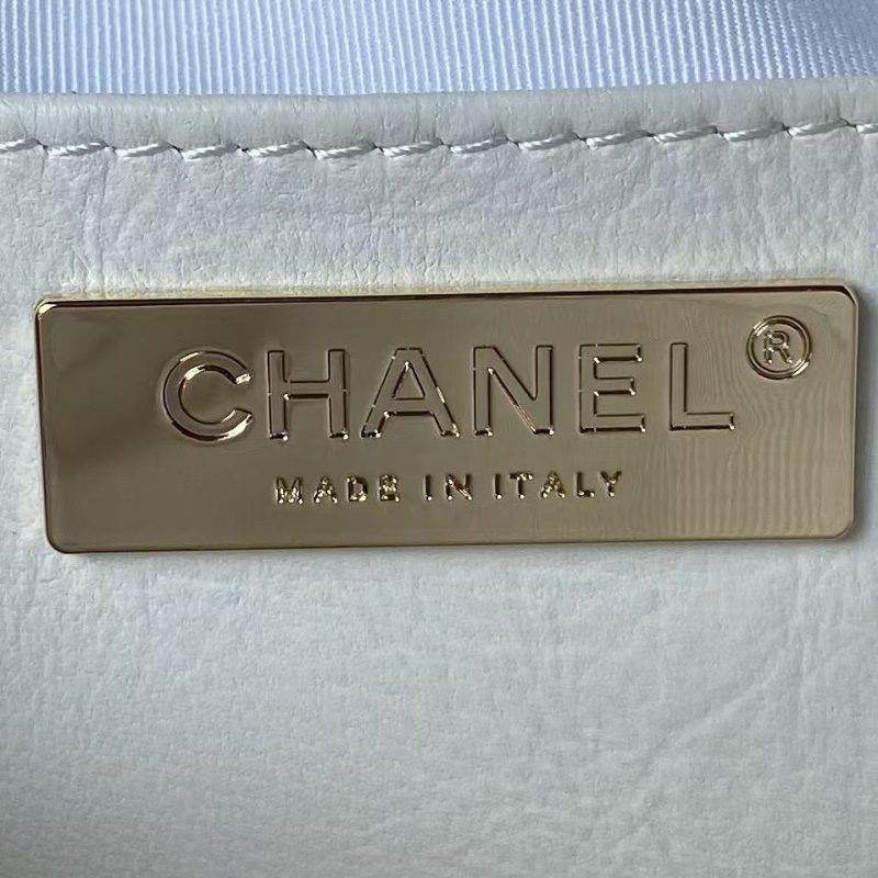 Chanel 24C AS4579 Star Bag White Lambskin Light Gold Hardware - Image 7