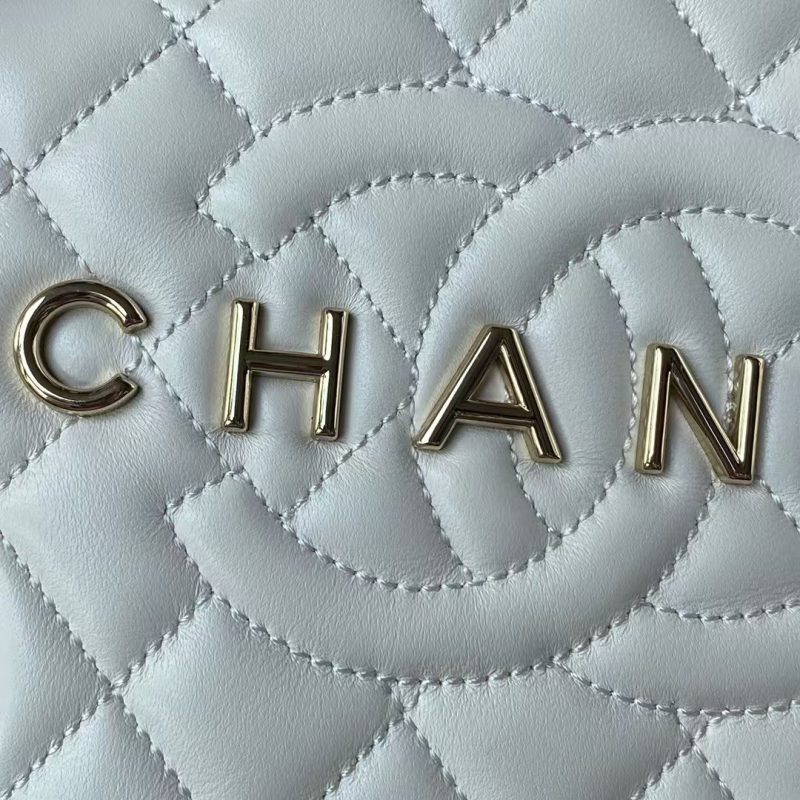 Chanel 24C AS4579 Star Bag White Lambskin Light Gold Hardware - Image 3