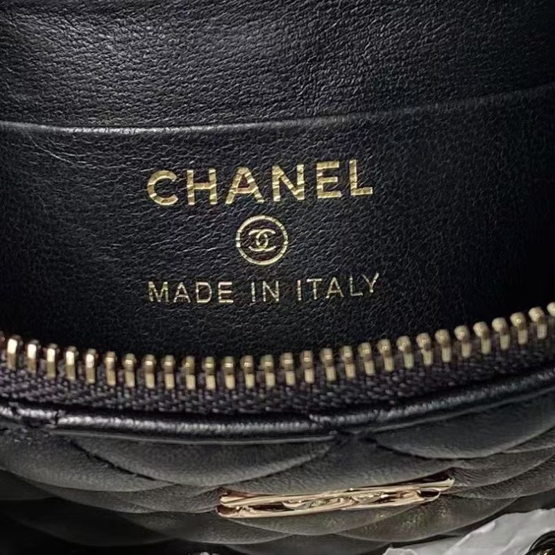 Chanel 24B AP3354 Calfskin Chain Clutch Black - Image 8