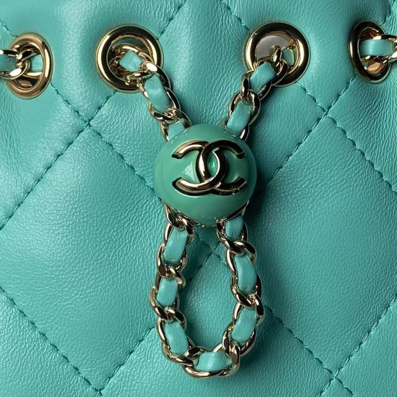 Chanel 24S AS4810 Medium CC Drawstring Backpack Shiny Lambskin Light Gold Hardware Green - Image 7