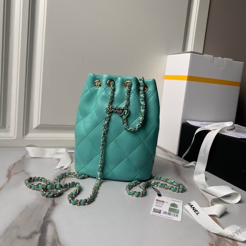 Chanel 24S AS4810 Medium CC Drawstring Backpack Shiny Lambskin Light Gold Hardware Green - Image 2