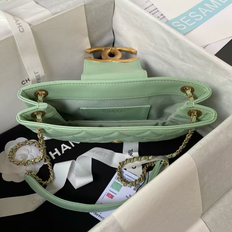 Chanel 24C AS4611 Vintage Logo Lambskin Rectangular Shoulder Bag Green - Image 3