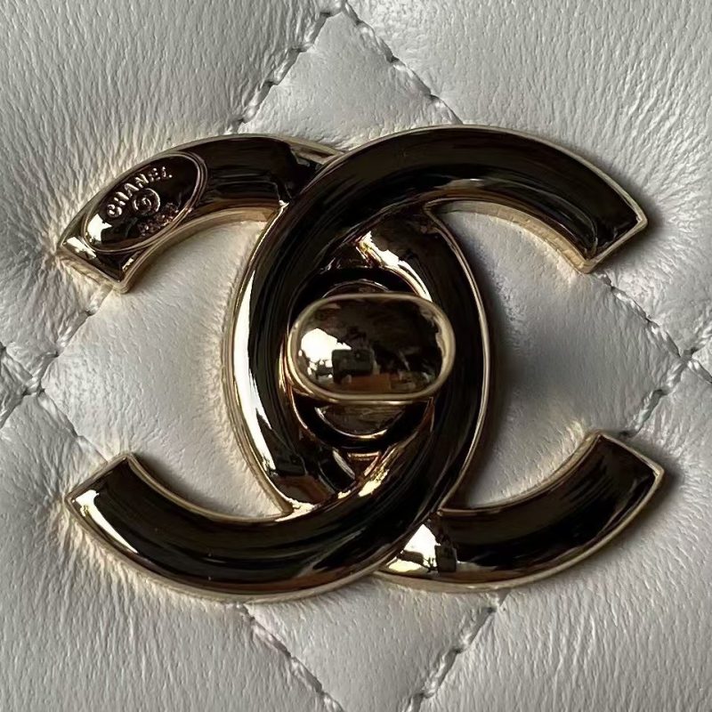 Chanel AS4654 Mini Fashion CC Flap Bag White Lambskin Light Gold Hardware - Image 3