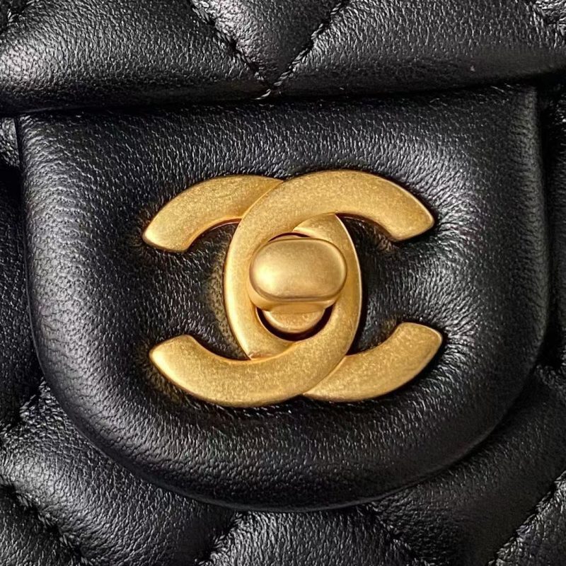 Chanel 23S AS4064 Camellia Embossed Chain Lambskin Flap Bag Black - Image 3