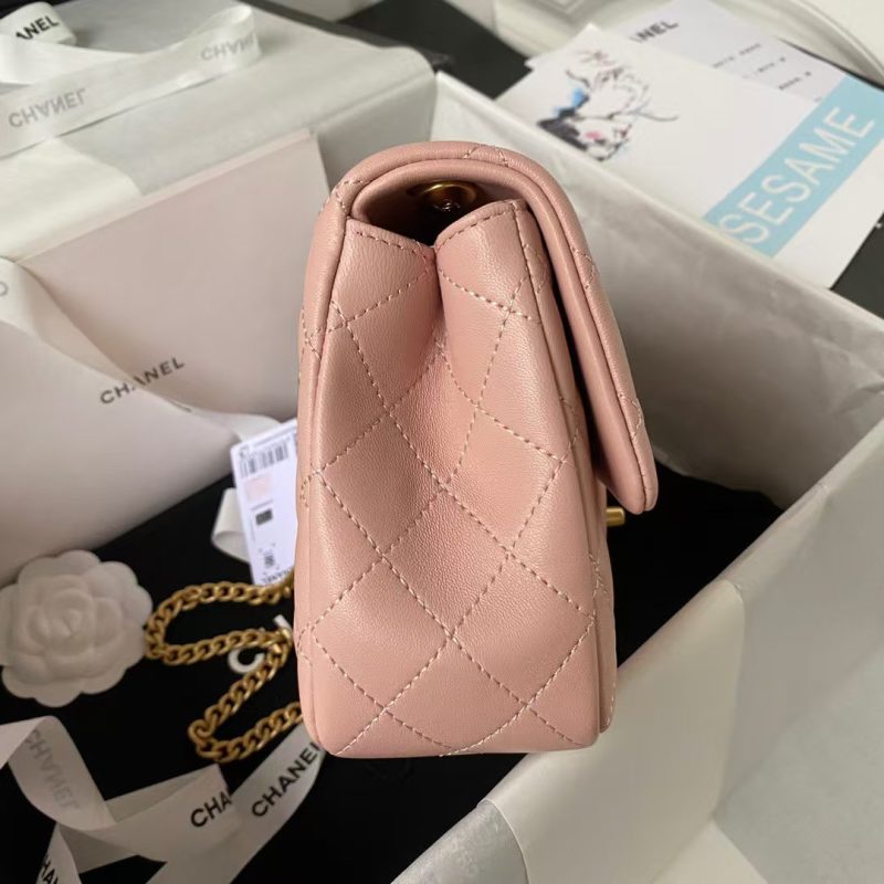 Chanel 23S AS4064 Camellia Embossed Chain Lambskin Flap Bag Light Pink - Image 5