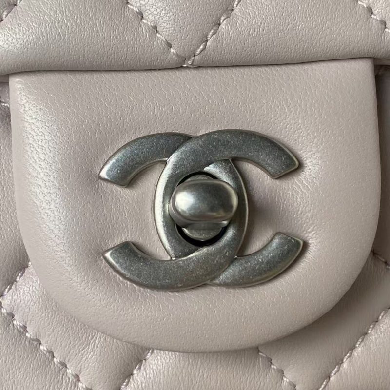 Chanel 23K AS1787 Mini Pearl Embossed Rectangular Flap Bag Lambskin Brushed Silver Metal Hardware Light Purple - Image 3
