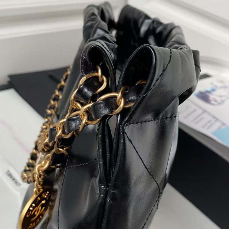 Chanel 22 Hobo Bag 24C AS4486 Gold Metallic Black Shiny Calfskin New Edition Horizontal - Image 5