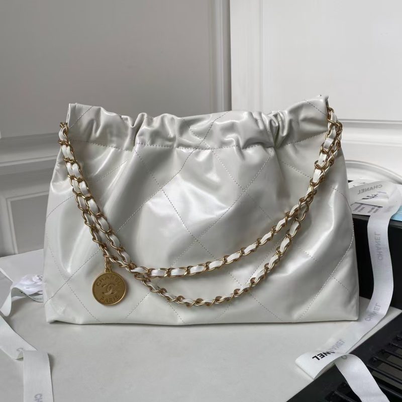 Chanel 22 Hobo Bag 24C AS4486 Gold Metallic White Shiny Calfskin New Edition Horizontal - Image 2