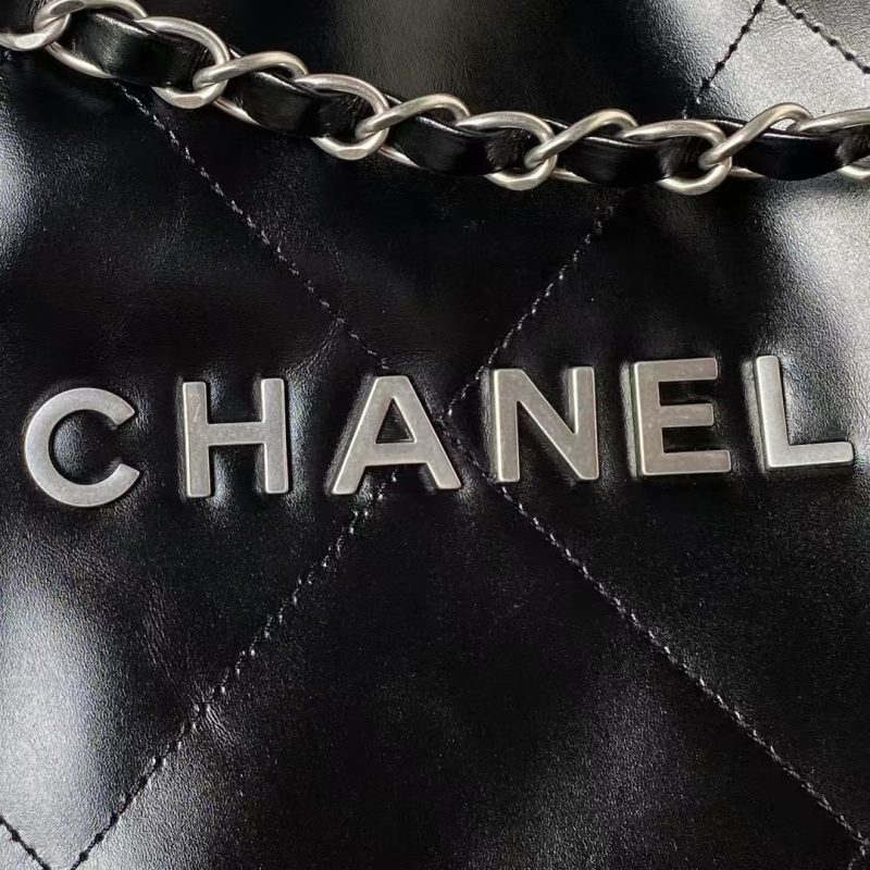 Chanel 22 Hobo Bag 24C AS4486 Silver Metallic Black Shiny Calfskin New Edition Horizontal - Image 3