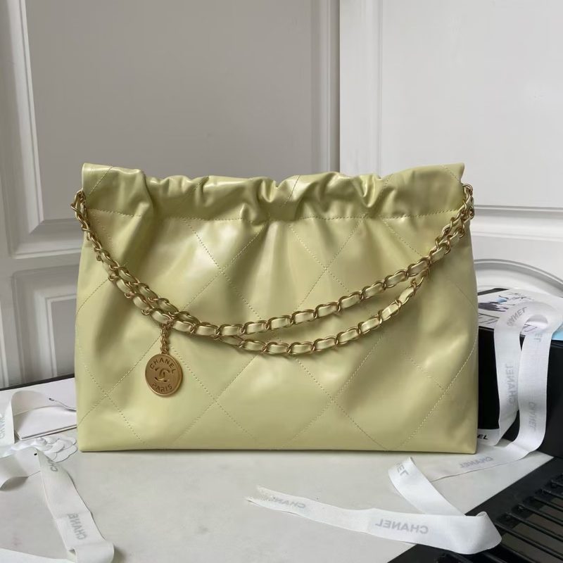 Chanel 22 Hobo Bag 24C AS4486 Gold Metallic Yellow Shiny Calfskin New Edition Horizontal - Image 2