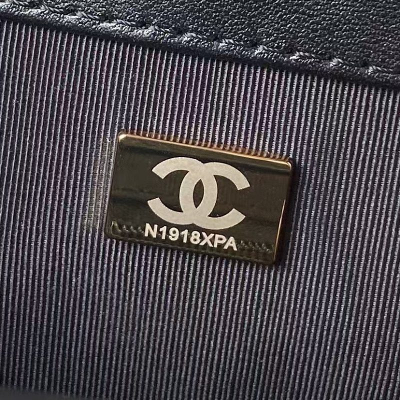 Chanel 24C AS4596 Vintage Logo Quilted Lambskin Shoulder Bag Black - Image 7