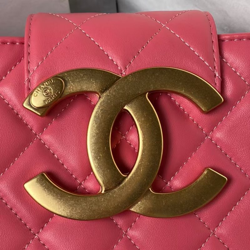 Chanel 24C AS4596 Vintage Logo Quilted Lambskin Shoulder Bag Fuchsia - Image 3