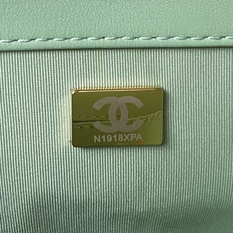 Chanel 24C AS4596 Vintage Logo Quilted Lambskin Shoulder Bag Light Green - Image 7