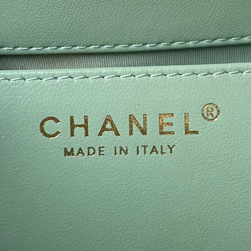 Chanel 24C AS4596 Vintage Logo Quilted Lambskin Shoulder Bag Light Green - Image 8