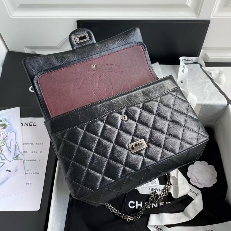 Chanel 23A A37587 Classic Large 2.55 Flap Bag Black Aged Calfskin Ruthenium Hardware - Image 4
