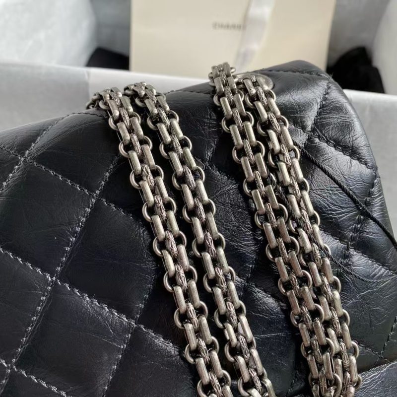 Chanel 23A A37587 Classic Large 2.55 Flap Bag Black Aged Calfskin Ruthenium Hardware - Image 8