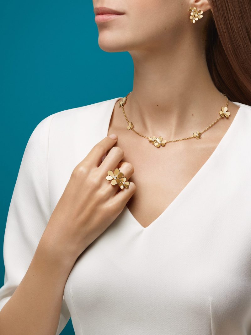 Frivole necklace, 9 flowers - Image 5