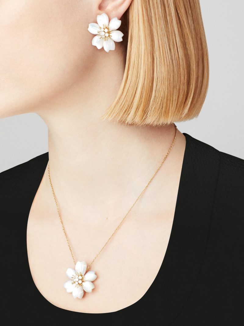 Rose de No?l clip pendant, small model - Image 5