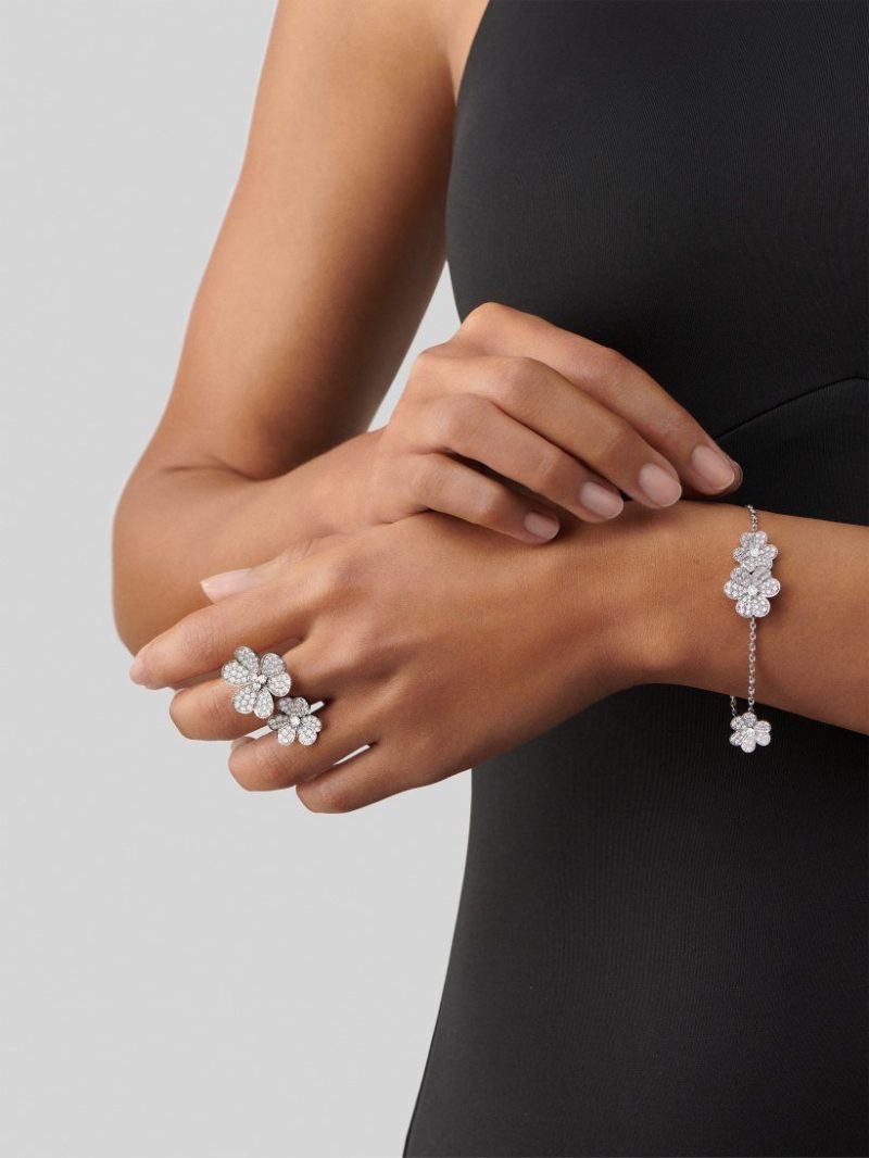 Frivole bracelet, 5 flowers - Image 4