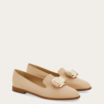 New Vara plate loafer