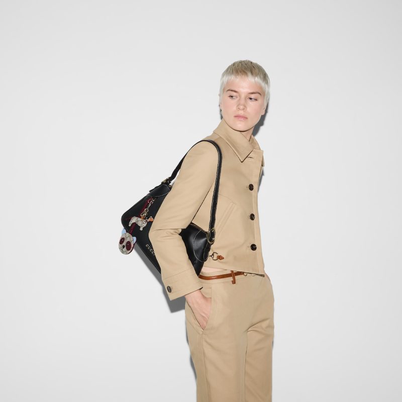 GG Emblem Medium Shoulder Bag - Image 3