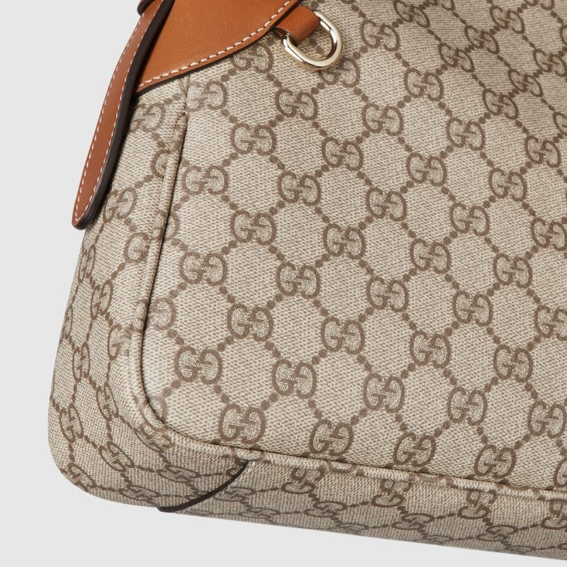 GG Emblem Medium Shoulder Bag - Image 7