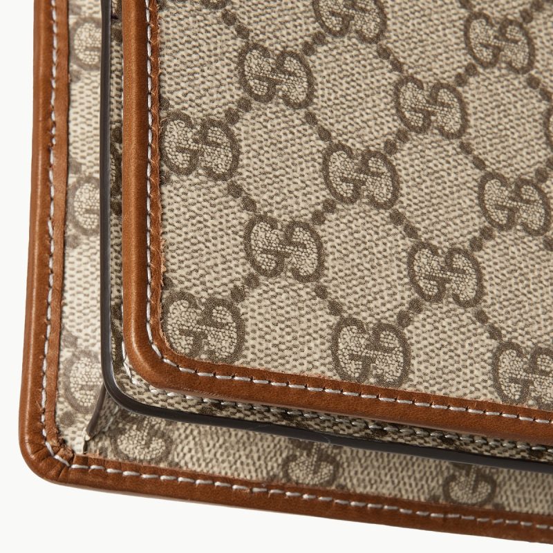 Gucci GG Emblem Super Mini Shoulder Bag - Image 8