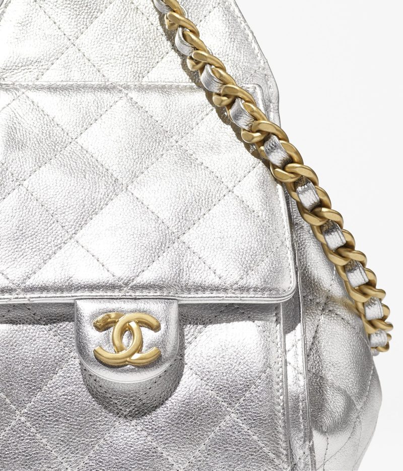 CHANEL 25 Small Handbag - Image 5