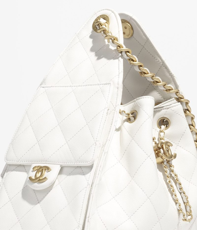CHANEL 25 Small Handbag - Image 2
