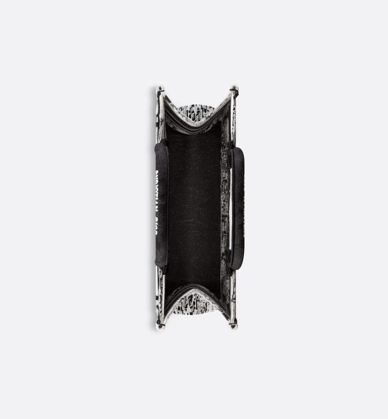 Dior Medium Dior Book Tote 36 CM - Image 4