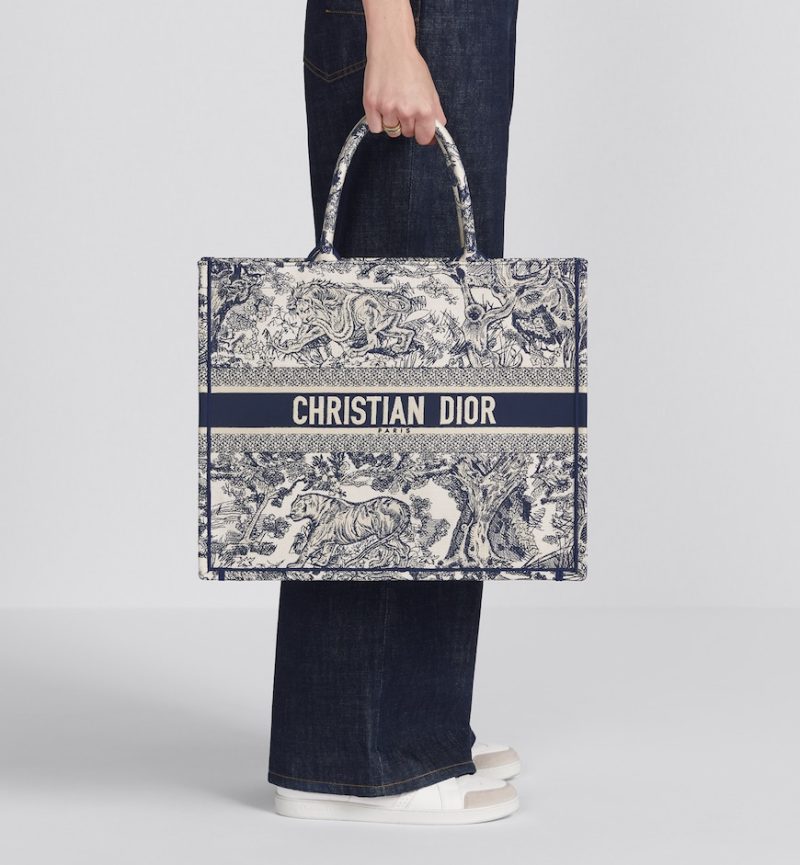 Dior Large Dior Book Tote 42 CM - Image 4