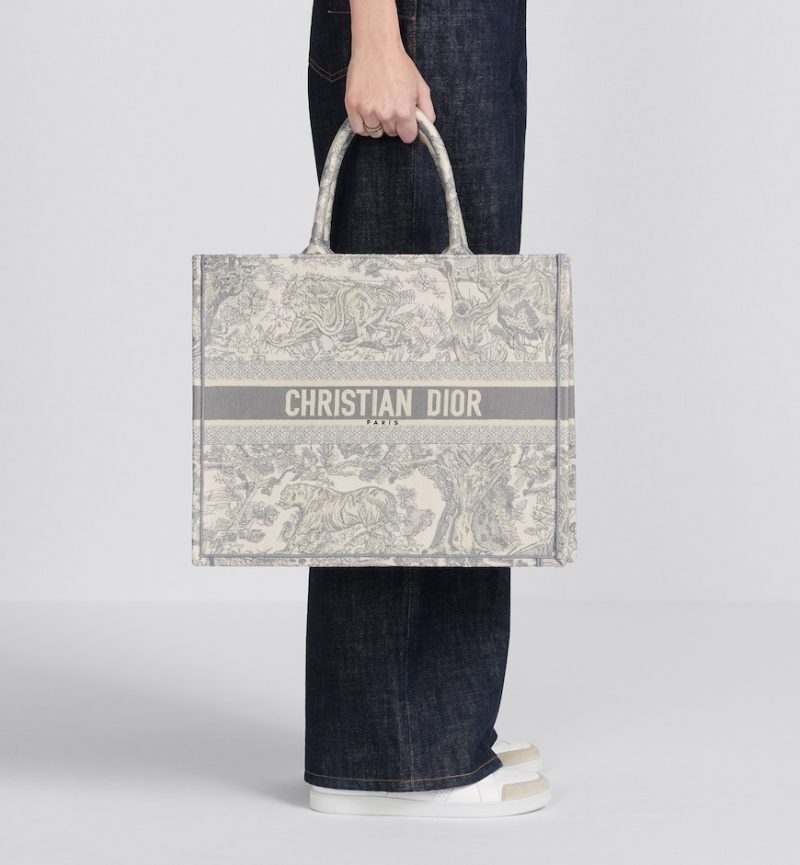 Dior Large Dior Book Tote 42 CM - Image 4