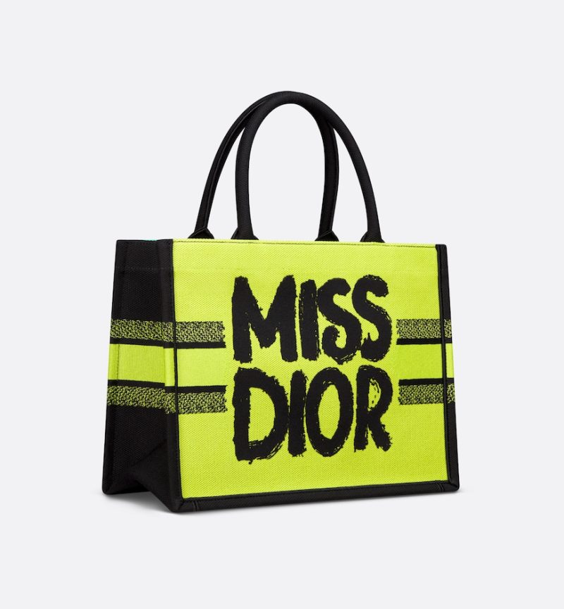 Dior Medium Dior Book Tote 36 CM - Image 3