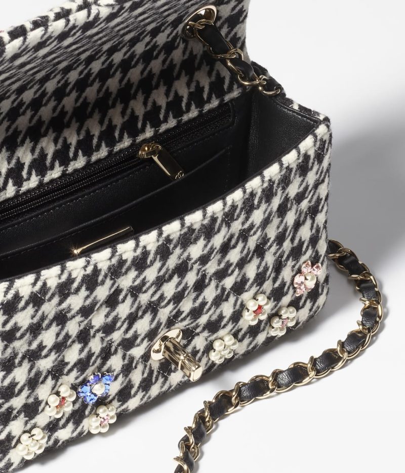 CHANEL MINI CLASSIC HANDBAG - Image 3