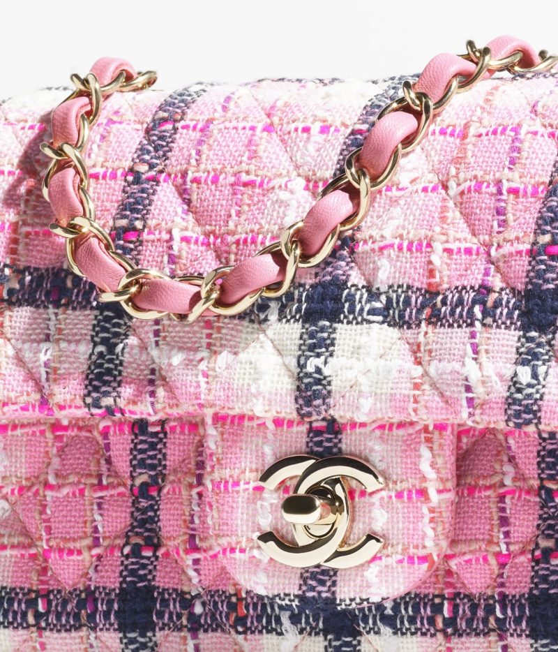 CHANEL MINI CLASSIC HANDBAG - Image 4