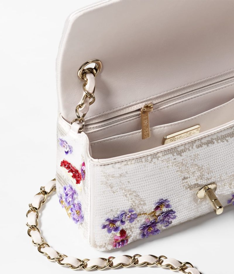 CHANEL MINI CLASSIC HANDBAG - Image 3