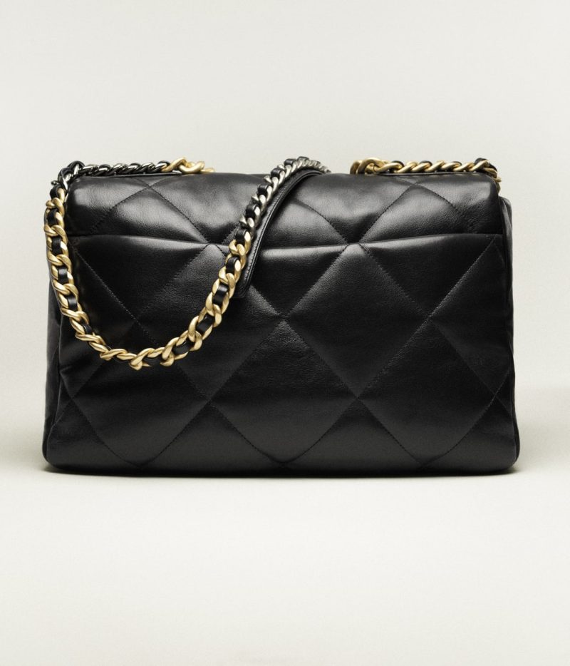 CHANEL 19 MAXI HANDBAG - Image 4