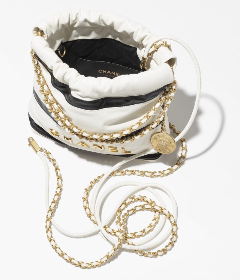 CHANEL 22 MINI HANDBAG - Image 3