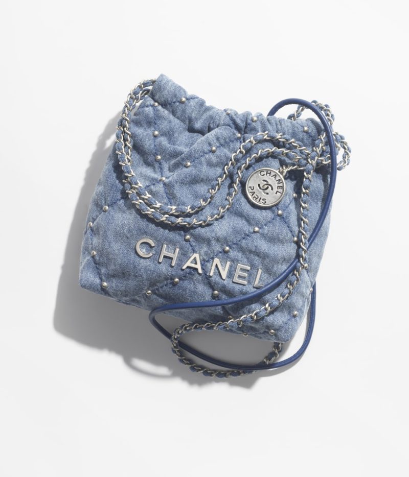CHANEL 22 MINI HANDBAG