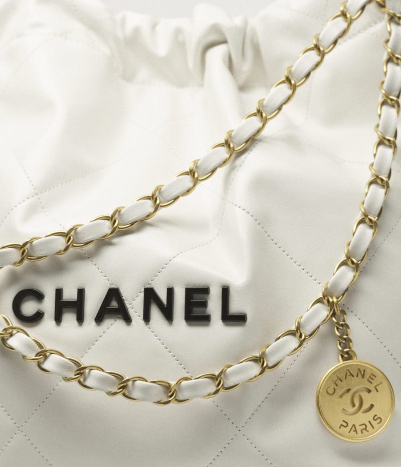 CHANEL 22 SMALL HANDBAG - Image 4