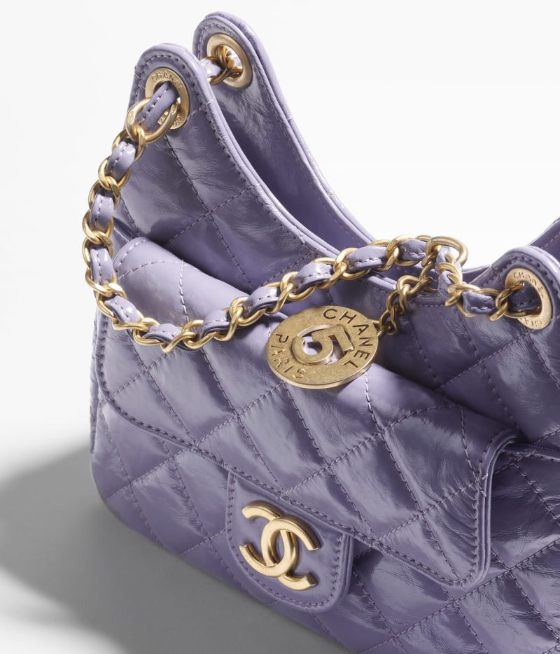 CHANEL SMALL HOBO BAG - Image 4