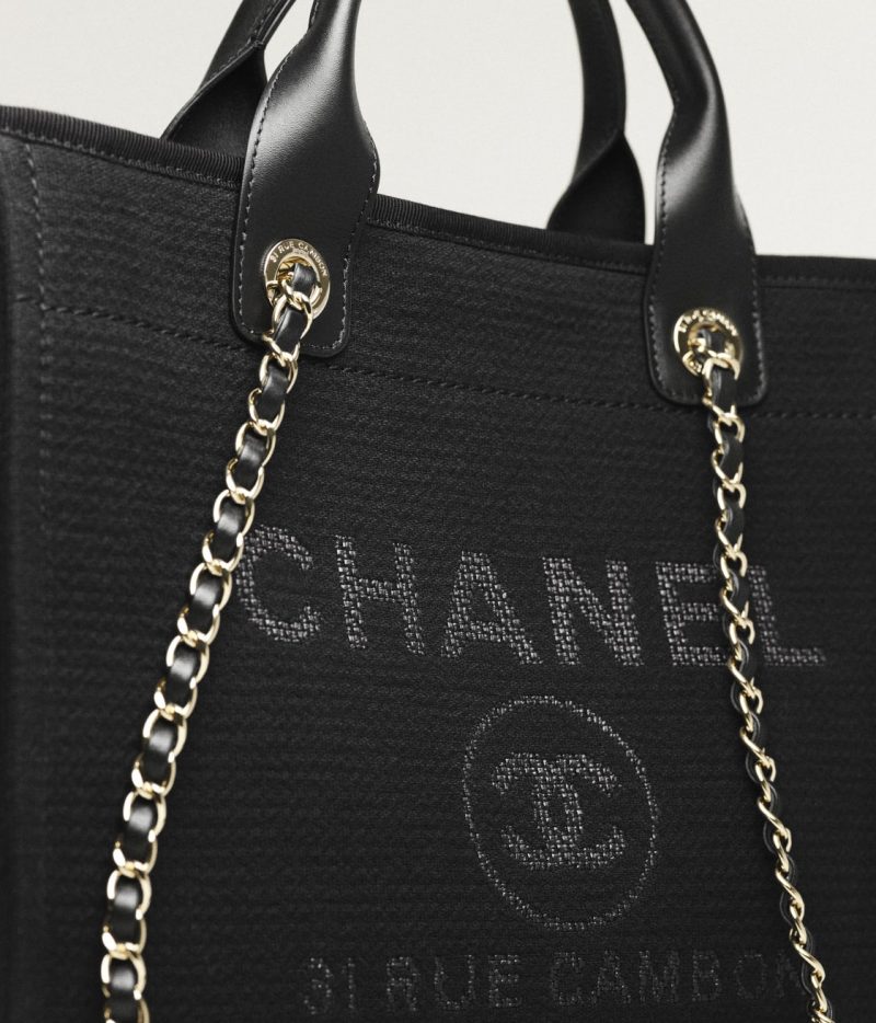 CHANEL SHOPPING BAG - Image 4