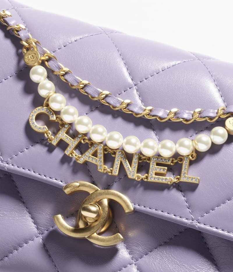 CHANEL MINI FLAP BAG - Image 4