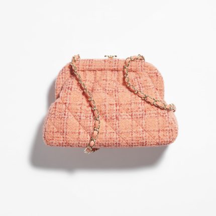 CHANEL CLUTCH
