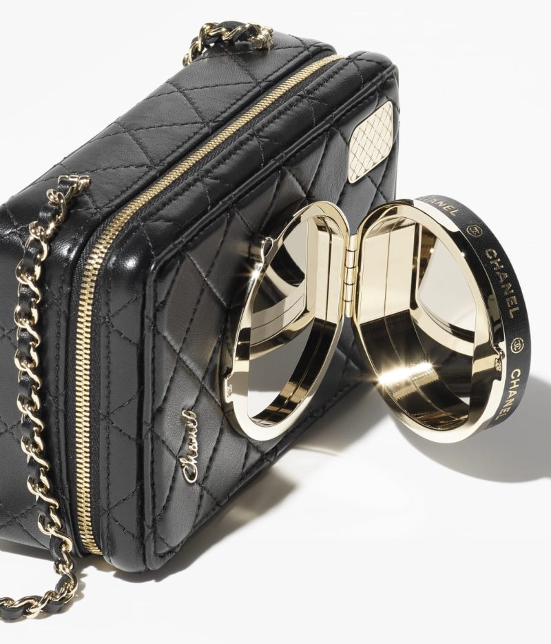 CHANEL CAMERA BAG - Image 4