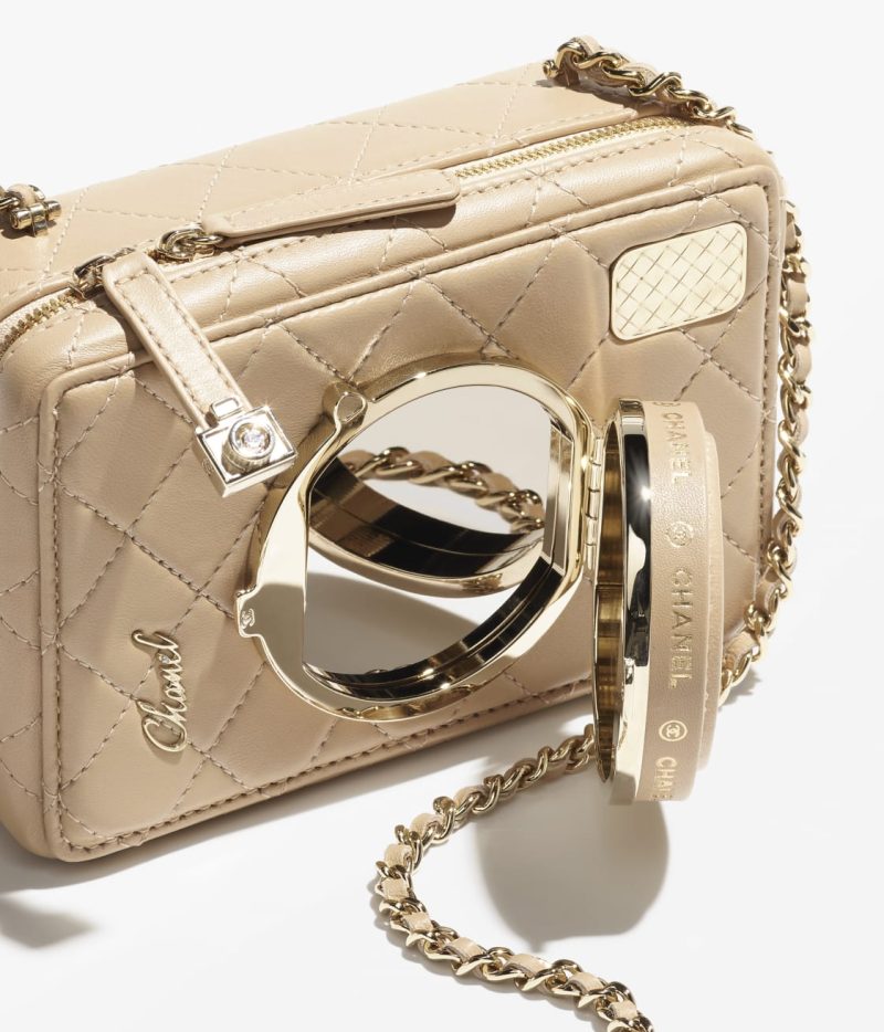 CHANEL CAMERA BAG - Image 4